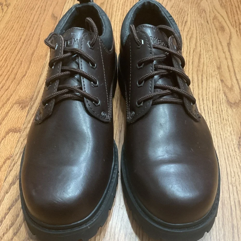 Skechers Men's Brown Leather Shoes size 12